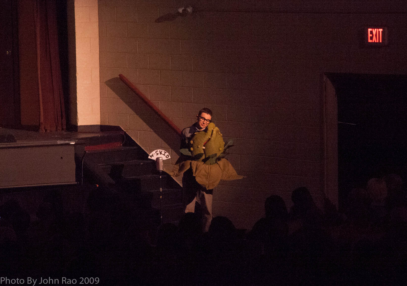 Holy_Heart_Little_Shop_of_Horrors_2009_Rao (18 of 138)