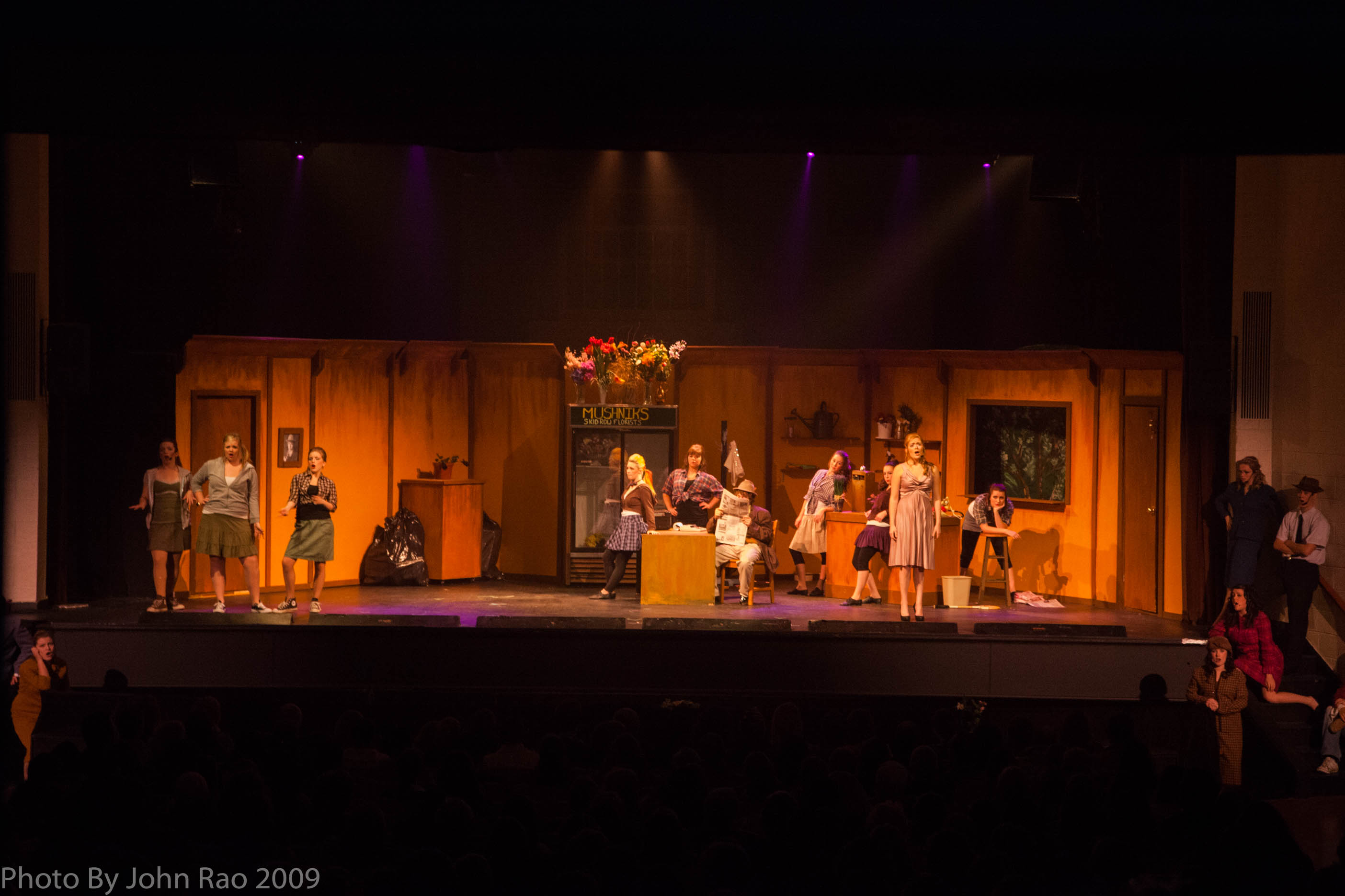 Holy_Heart_Little_Shop_of_Horrors_2009_Rao (6 of 138)
